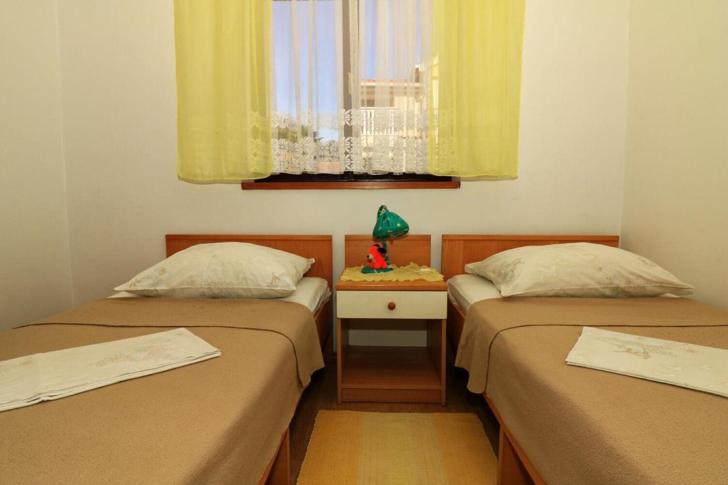Apartments Slavica - Free Parking イェゼラ エクステリア 写真